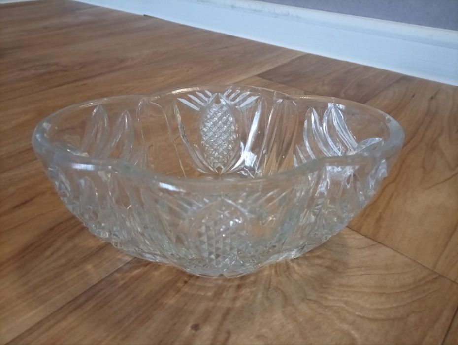 Хрустальные вазы, конфетницы