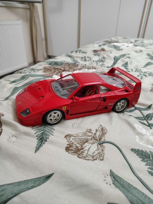Mașina de colecție ferrari