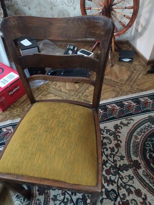 Стулья деревянные. 1940-годов. В количестве 3-х стульев.