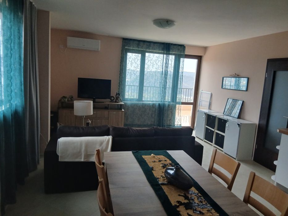 УНИКАЛЕН панорамен в ТОП ЦЕНТЪР за нощувки- 2 спални БЕЗПЛАТЕН ПАРКИНГ