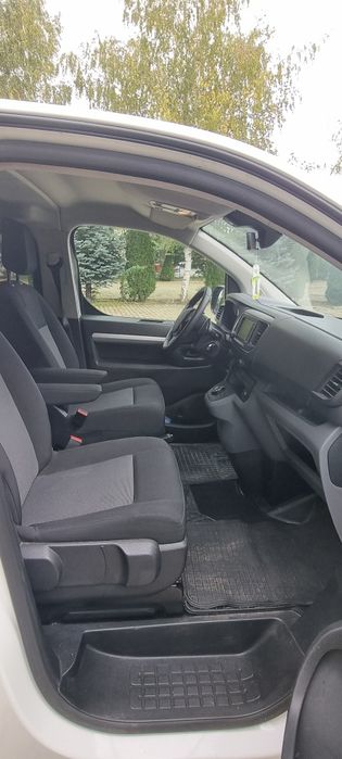 Peugeot Expert 2019 Automatic 177 cp