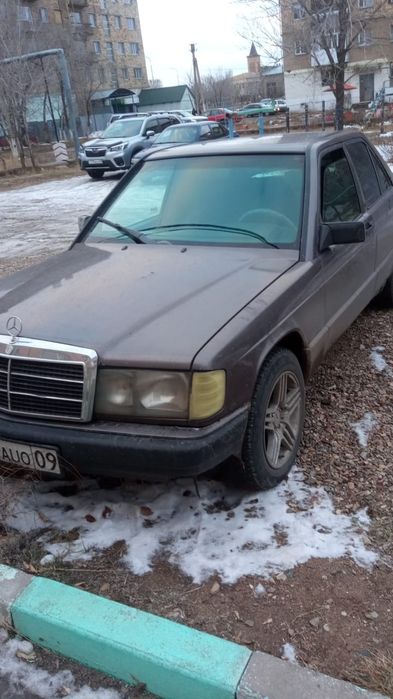 Продается мерс 190