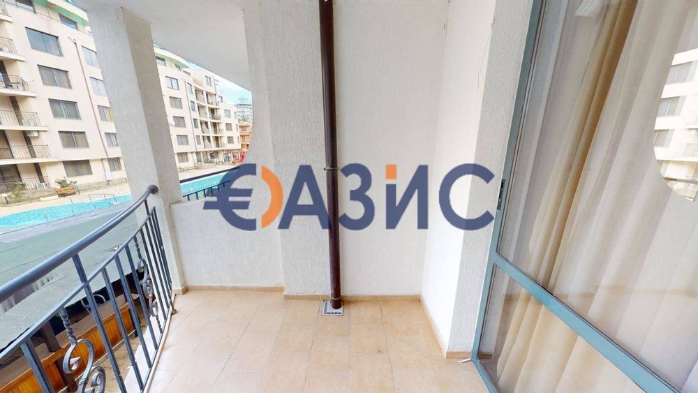 Продава се Двустаен апартамент в к.к. Слънчев бряг - 63 кв.м за 921 €/кв.м - Снимка #13