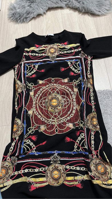 Яке  zara,рокли,туника