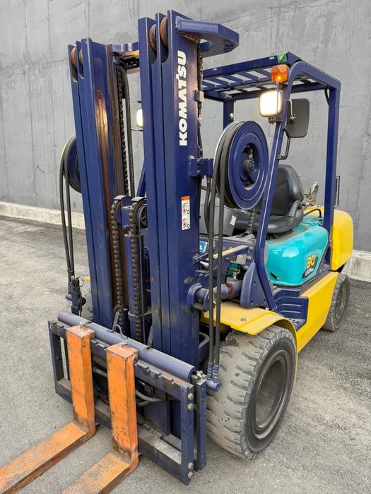 Вилочный Погрузчик Komatsu FG30HT