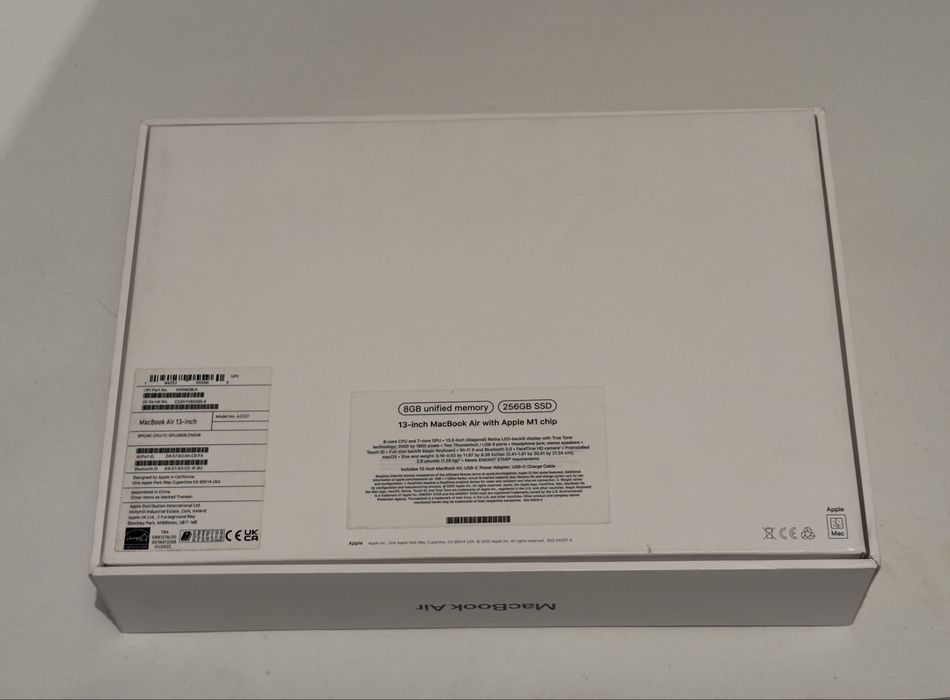 MacBook Air 13-inch M1