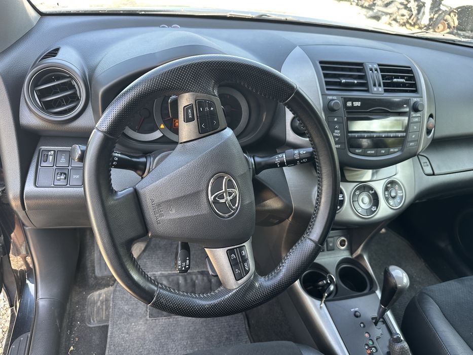 Toyota Rav4 Тойота Рав4 2.2 dcat 150 кс 2011г На части!