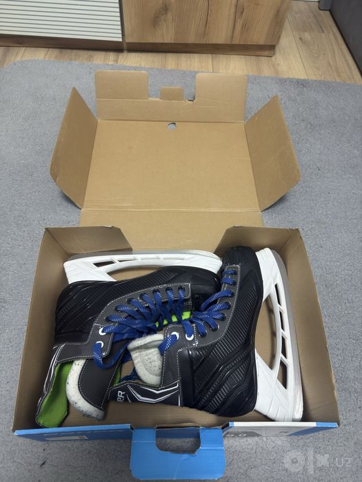 Коньки Bauer XLS