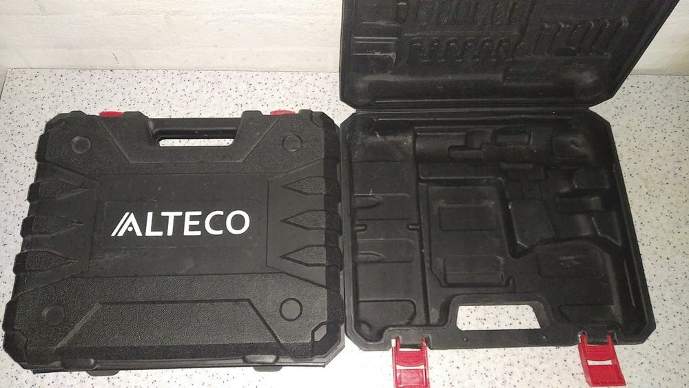 Кейс-чемодан для инструмента