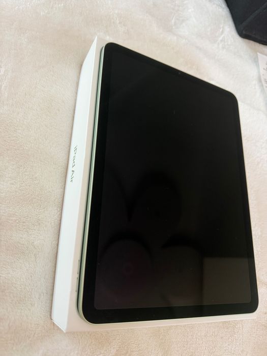 iPad Air (4th Generation) Wi-Fi