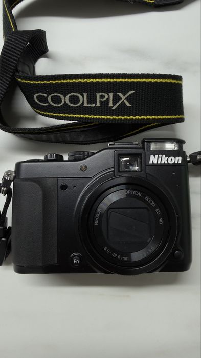 Nikon Coolpix P7000