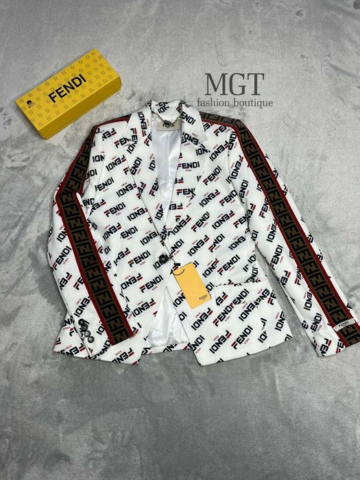 Дамско сако Фенди