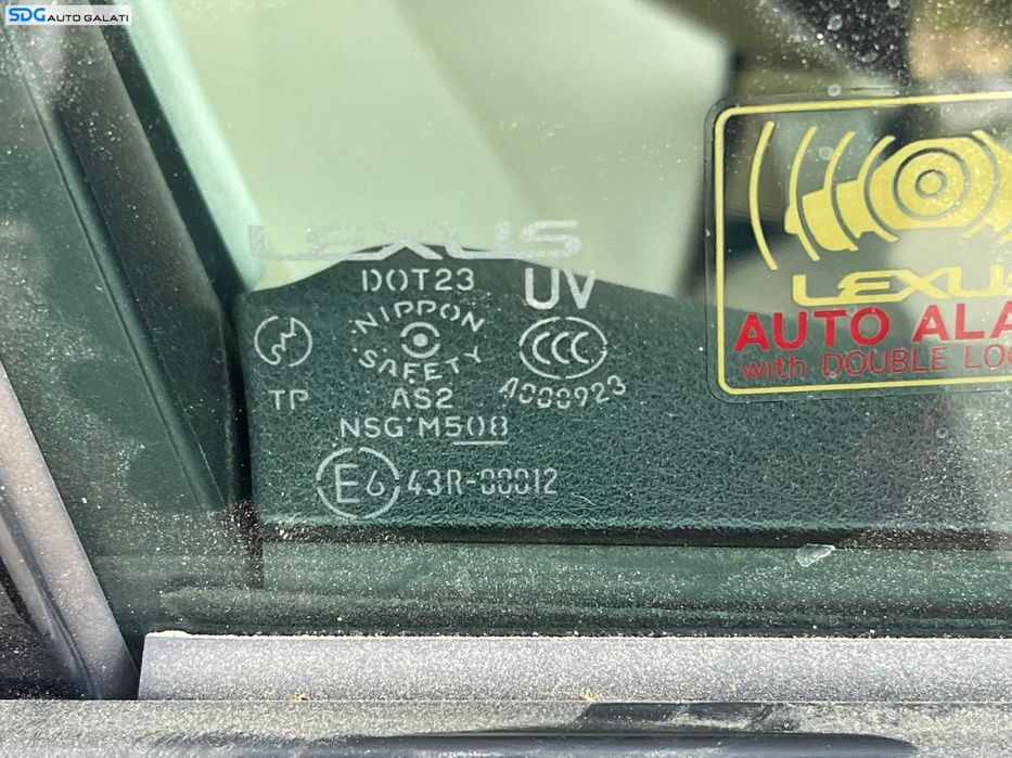 Perie Bandou Cromat pentru Geam Usa Portiera Dreapta Fata Lexus XE20 IS IS220 2005 - 2013 [C0637]