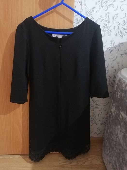 Платье чёрное 42 р