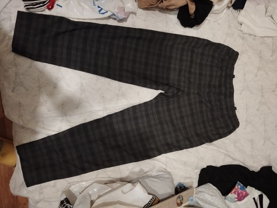 Брюки все в отличном состоянии