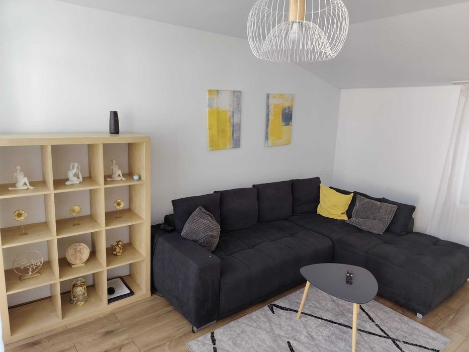 Apartament 3 camere + terasa Piata Armatei