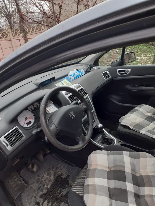 Vând Peugeot 307 SW