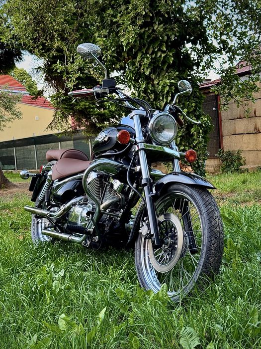 Suzuki Intruder VL250