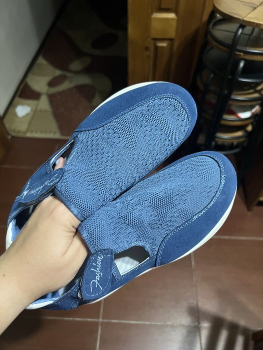 Кроссовки босоножки 38 размера