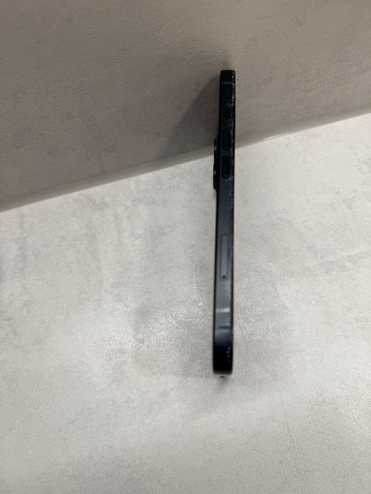 iPhone 16 128GB Black 91% Battery