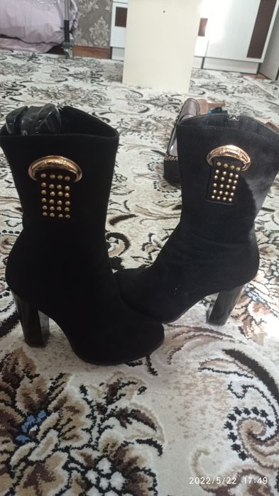 Полусапожки замшевые в идеальном состоянии