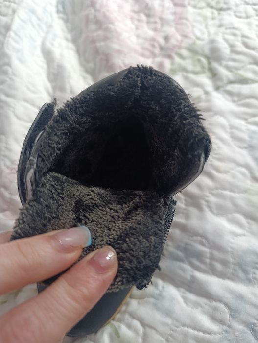 Vând ghetuțe de iarnă