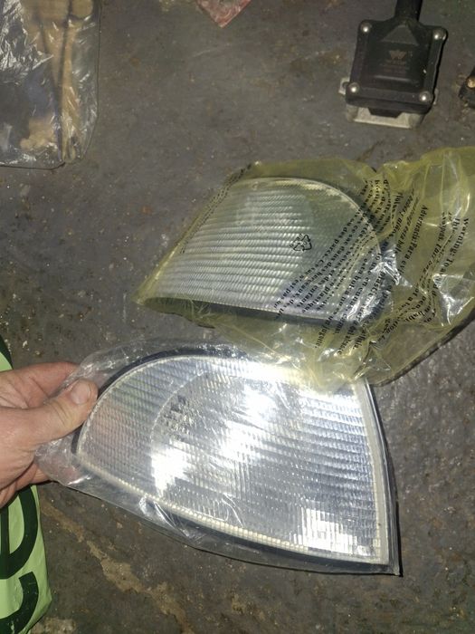 Поворотники Ауди А4