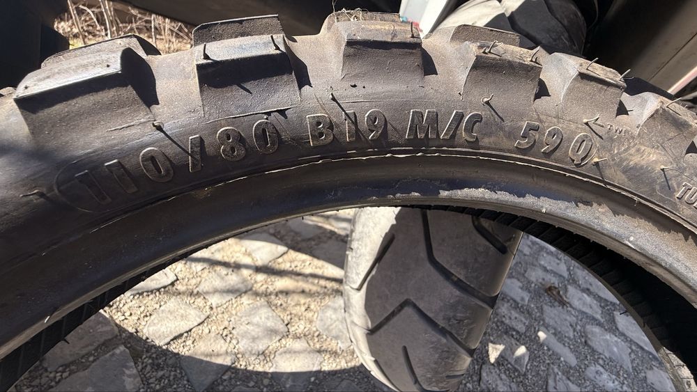 Anvelope moto twinduro sau schimb