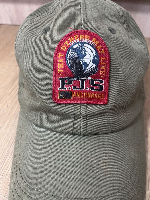 Stone Island,Parajumpers шапки