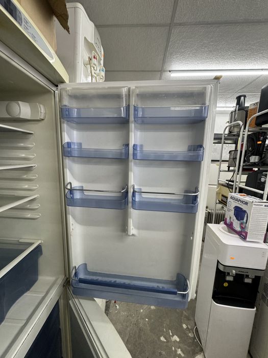 Хладилник beko.