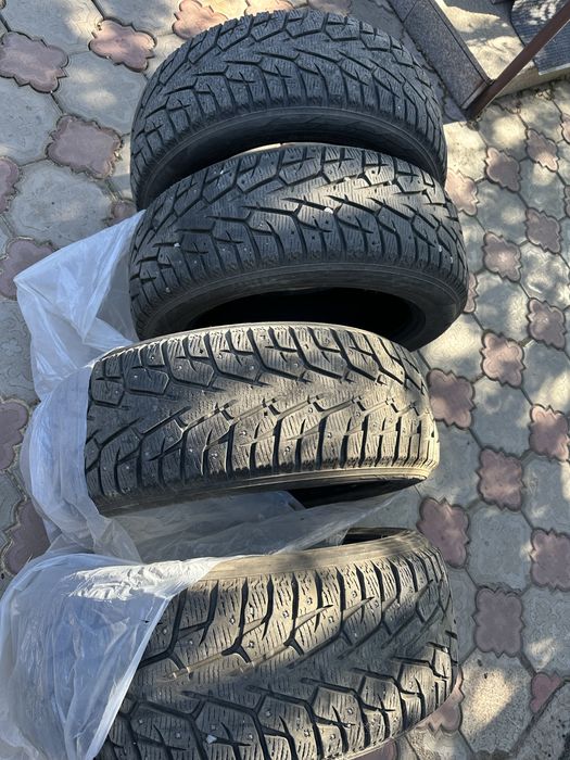Зимние колеса шины размер 235/55/19