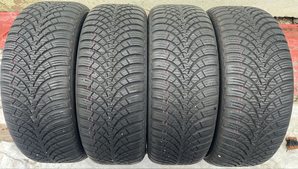 4бр 205/55/16 на 7+мм с 18дот