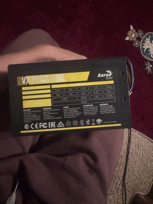 продам бп на 550w Aerocool