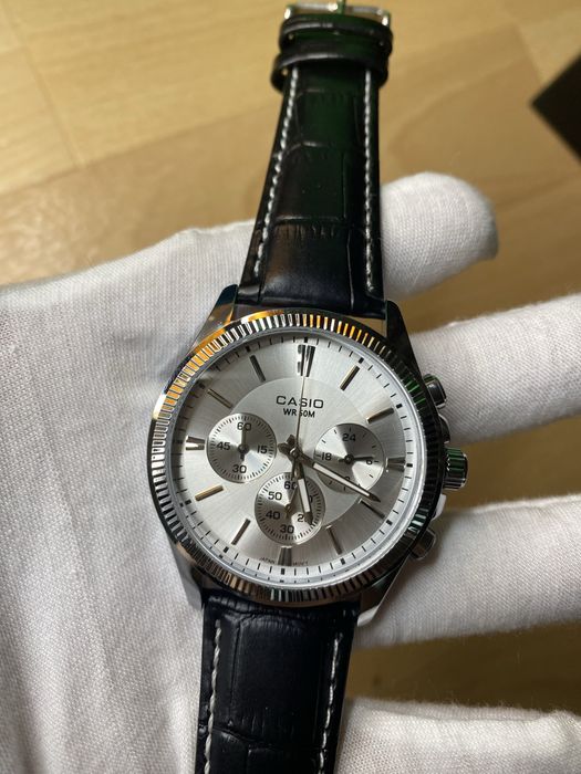 Кварцевые часы Casio