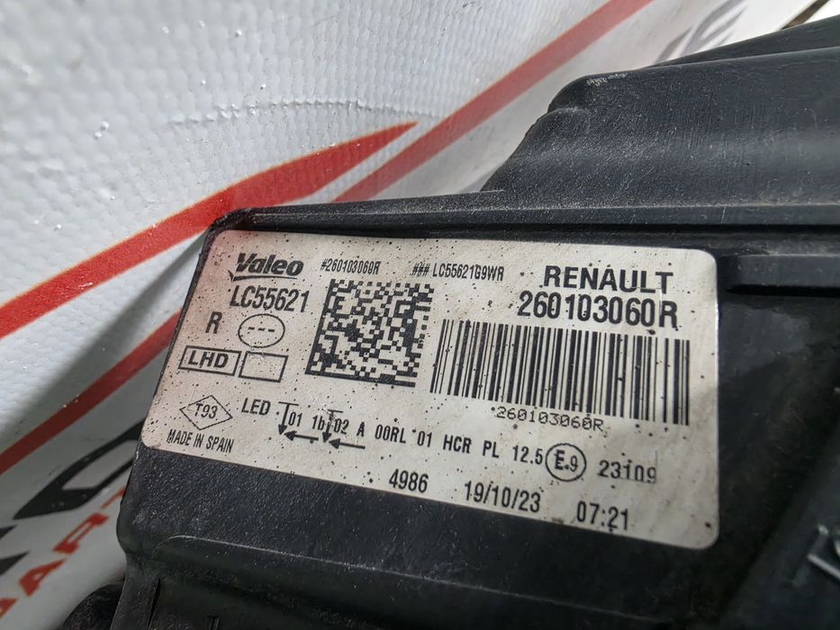 Far dreapta led Renault Megane 4 Facelift dupa 2020 cod 260103060R