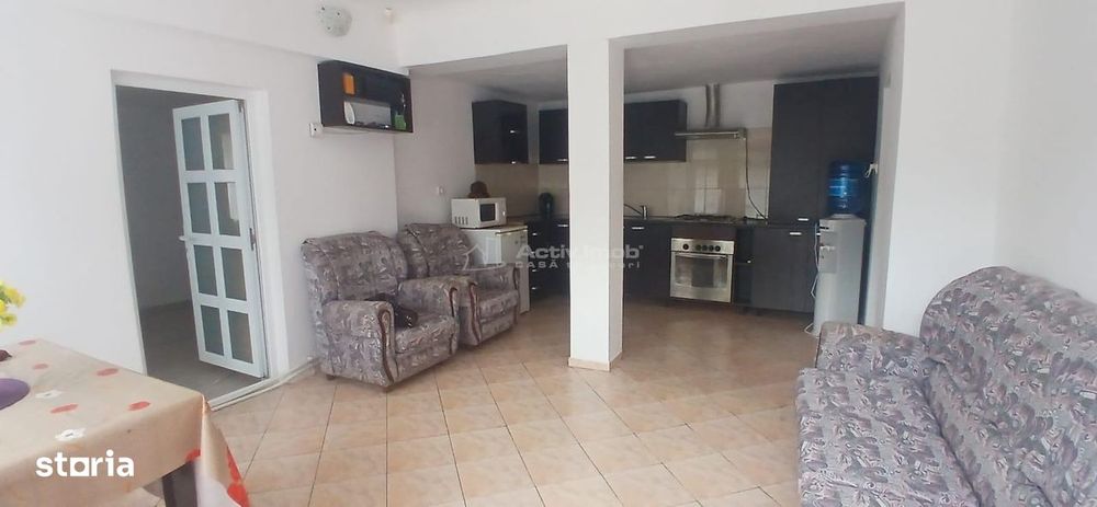 Casa 8 camere de vanzare Valea Voievozilor Targoviste 653mp teren
