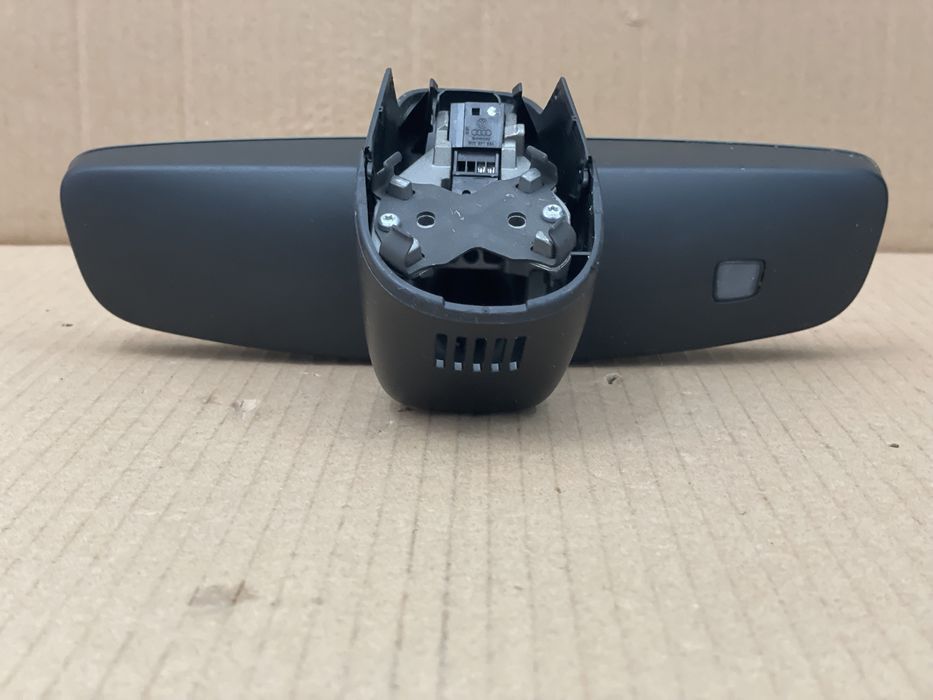 Средно Огледало Audi Q5 FY 8W0857511B