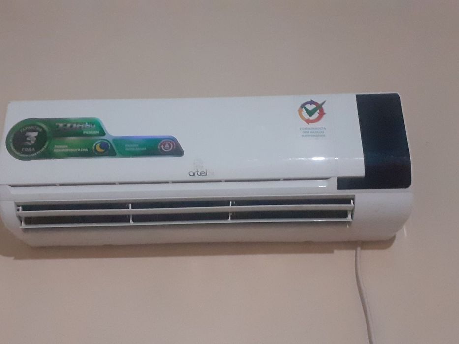 Konditsioner sotiladi Xolati yaxshi