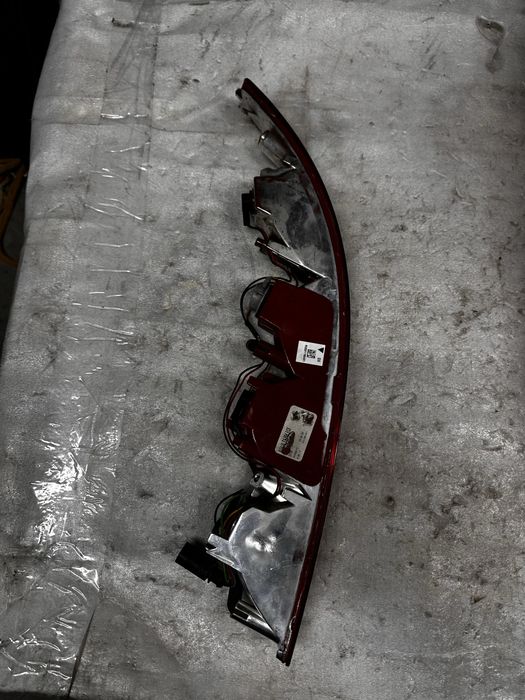 Stop dreapta bara spate audi q5.8R.