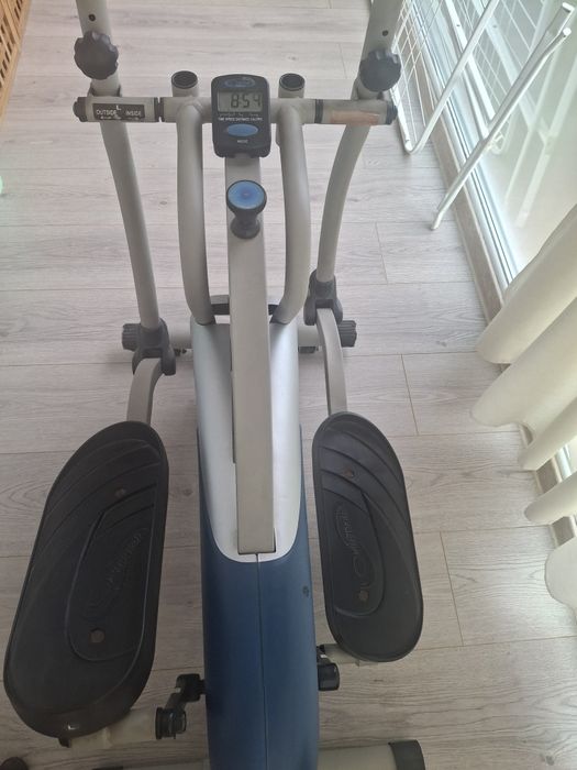 Bicicletă eliptică