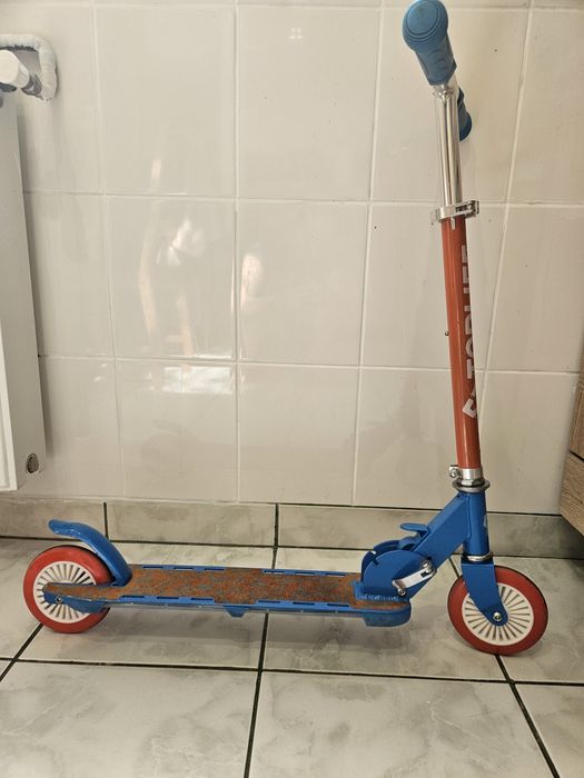 Totineta cu lumini 4-5 ani