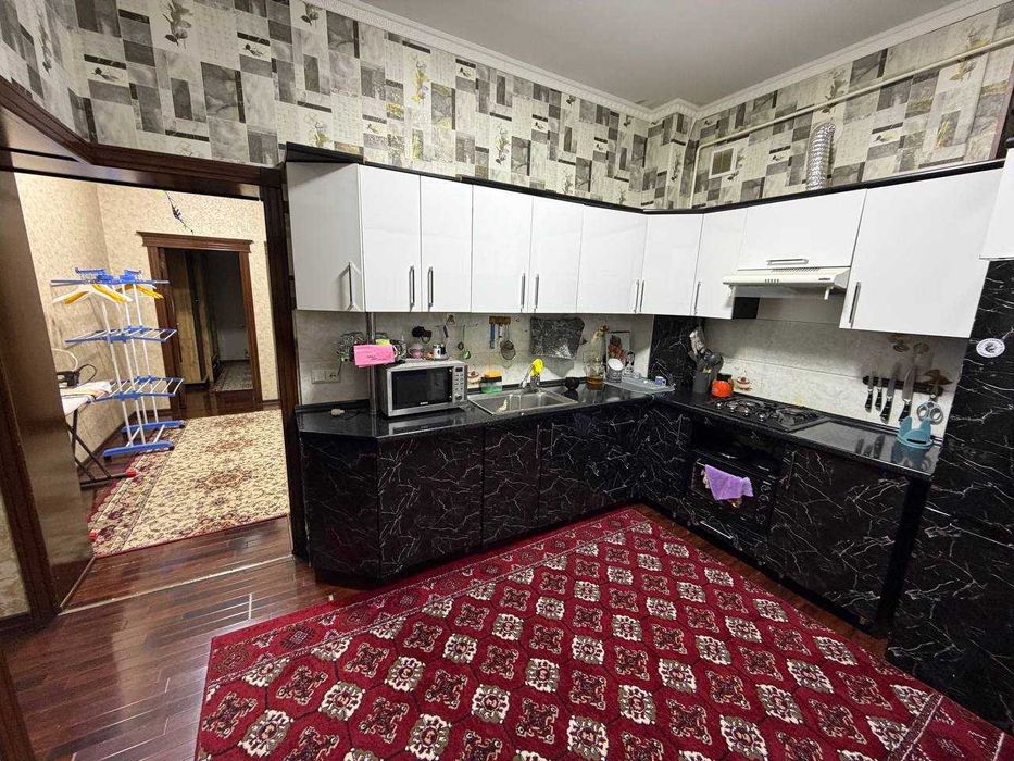 Продаётся 2х передел в 3х комн квартира на 2 этаже Ор-р Теракзор