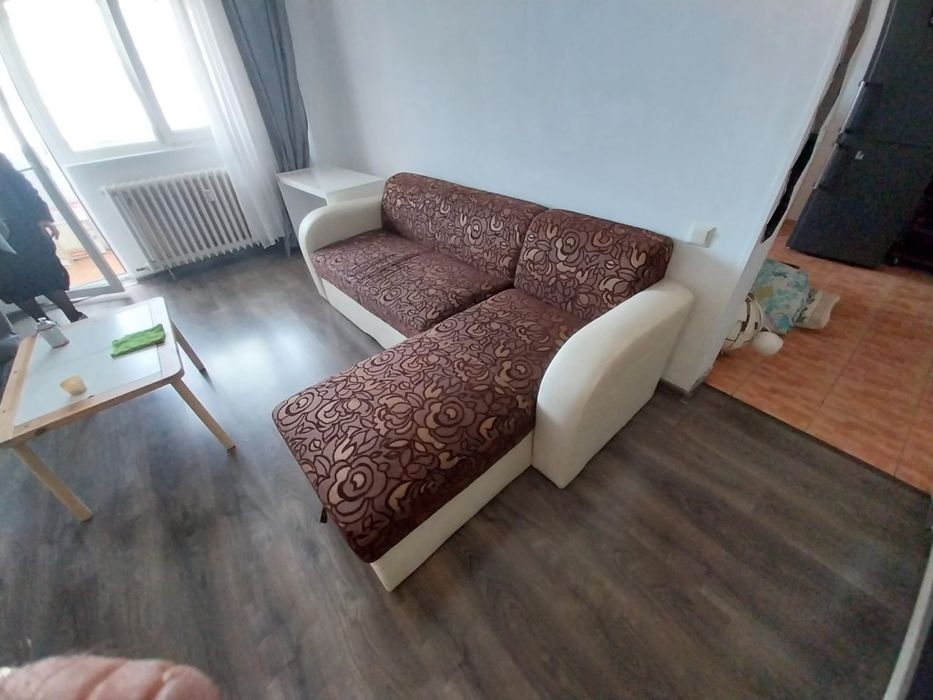 Canapea pe colt stare buna