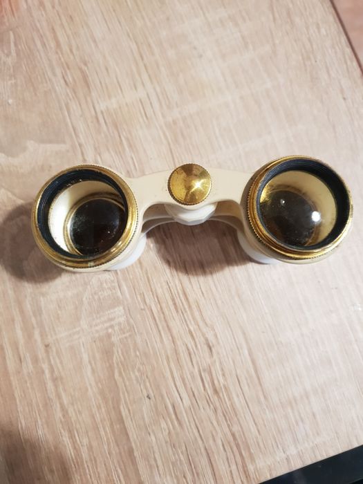 Vand schimb binoclu de operă teatru vechii vintage colectie