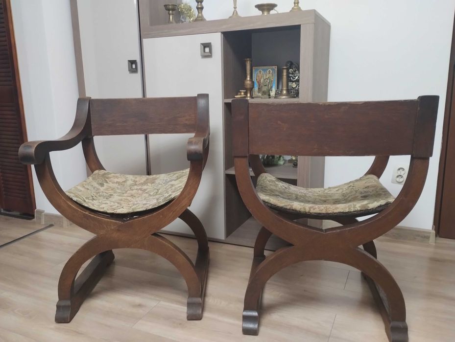 Jilturi/scaune vechi lemn masiv