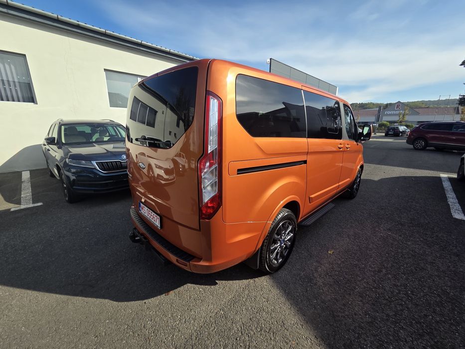 Ford Turneo Custom import reprezentanta Ford Germania An2022 Rar facut