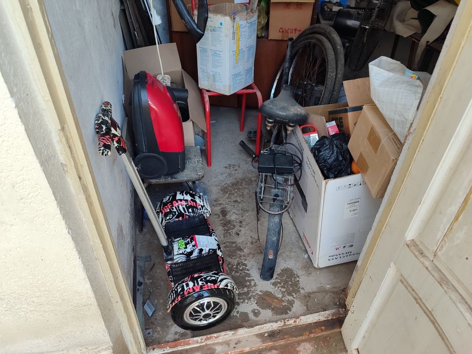 Хама нарса сотилади яахши