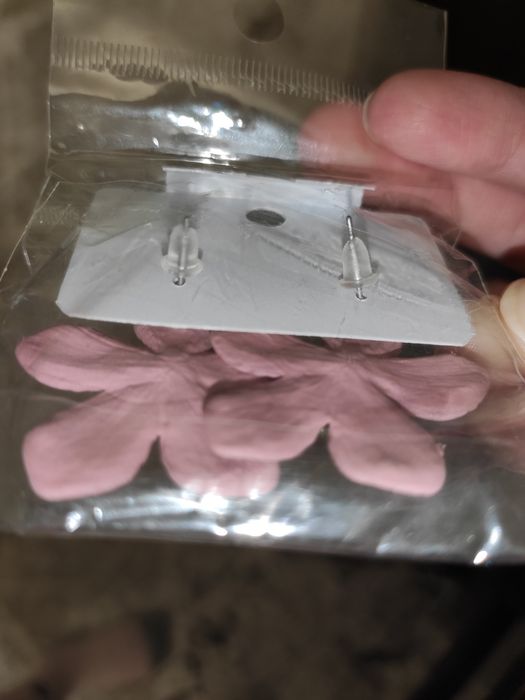 Zirak, bujiyeriya, marosimlar uchun zargarlik buyumi