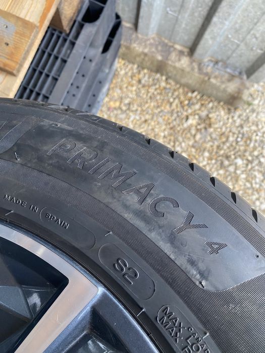 215/65/17 Мишелин Летни