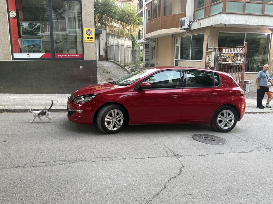 Продава  Пежо 308